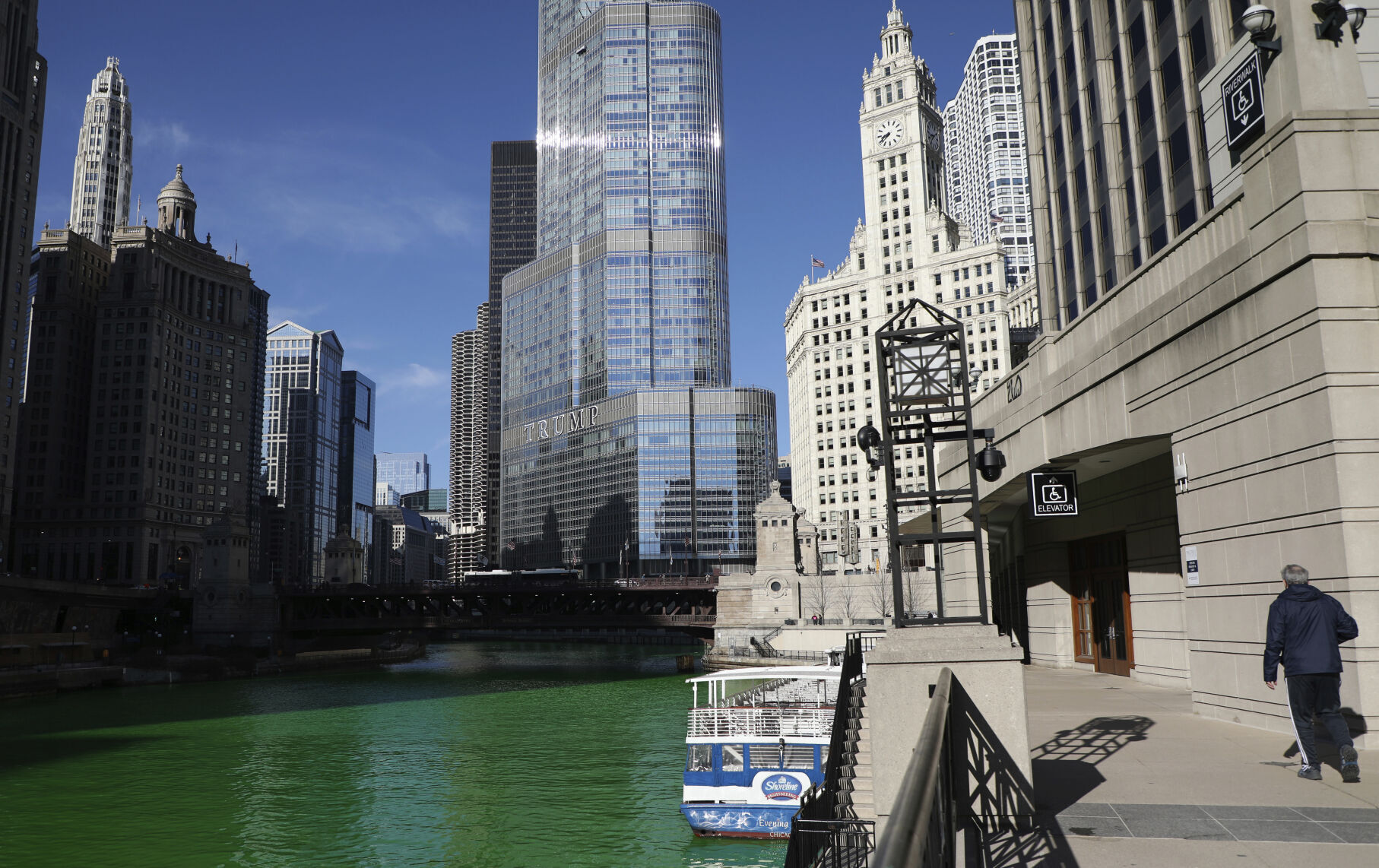 Virus Outbreak Chicago River